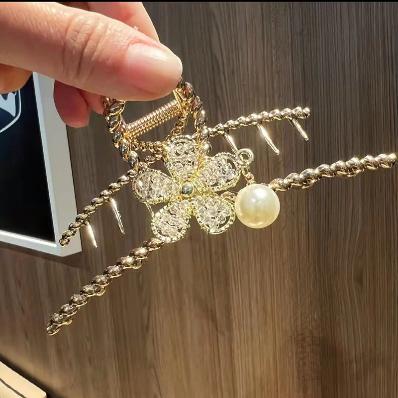 Clover Crystal Grab HAIRPINS SHOP